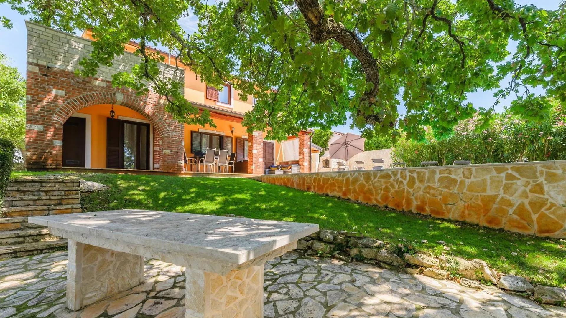 Villa Hrast Bacva Višnjan 0*,  كرواتيا