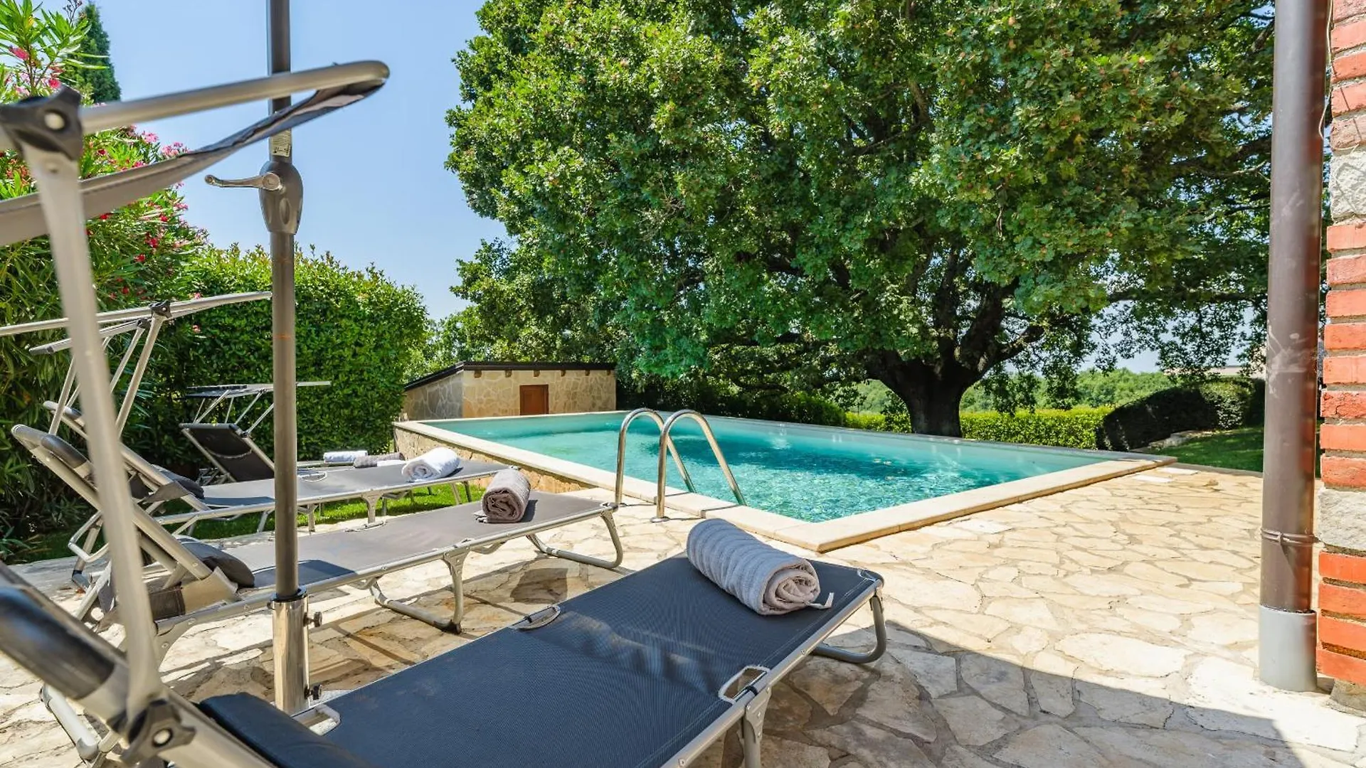 Villa Hrast Bacva