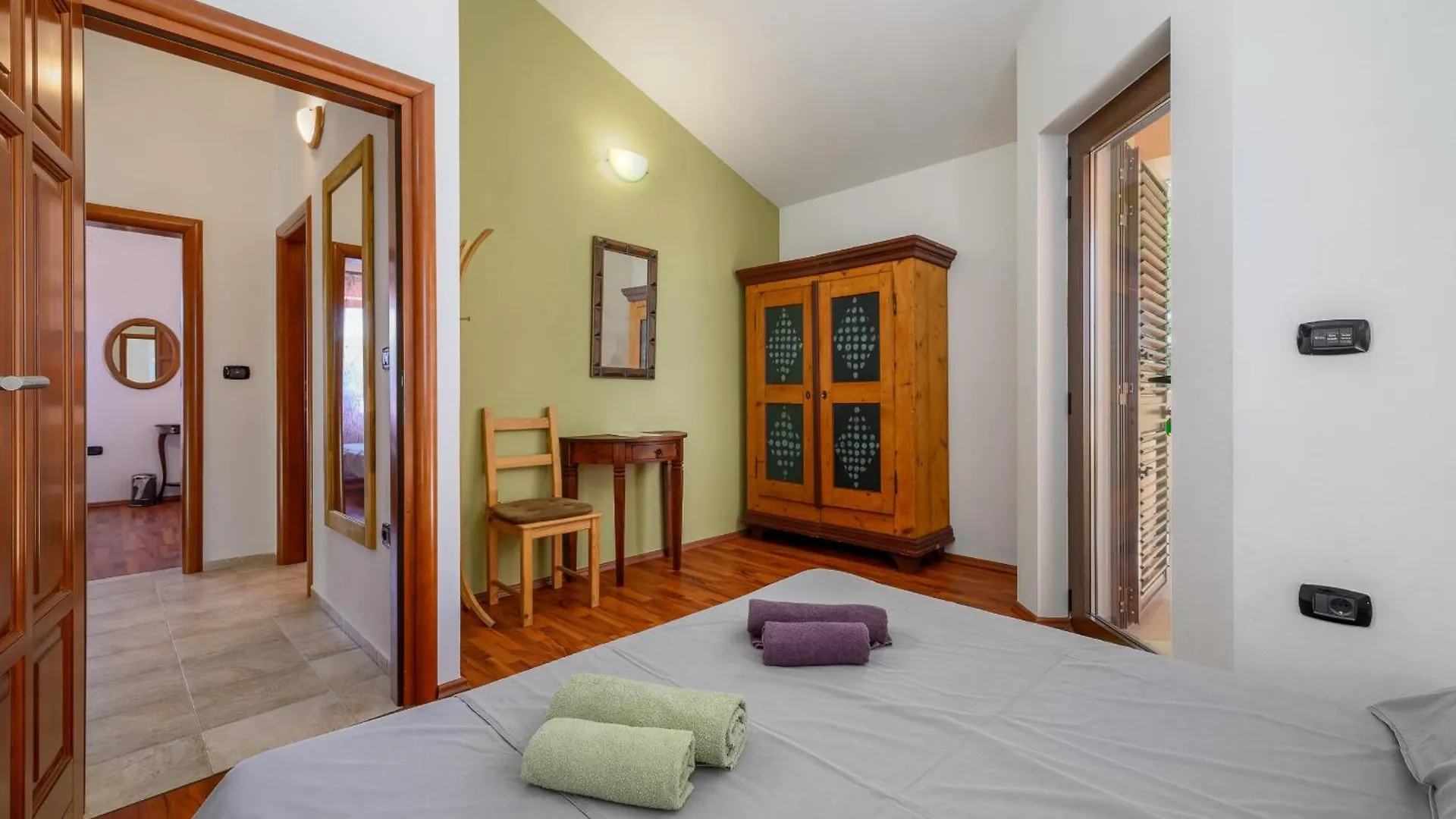 Villa Hrast Bacva